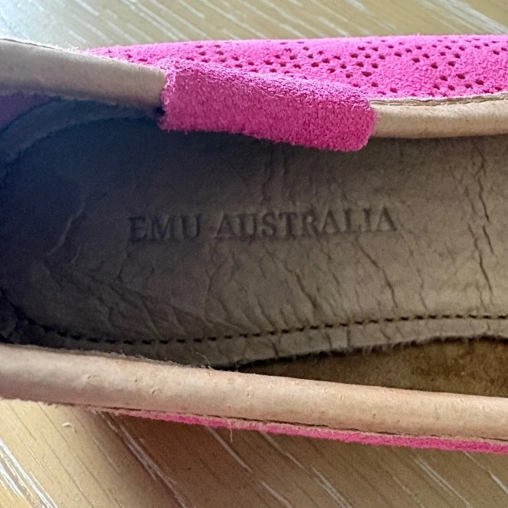 EMU Australia Womens‎ Pink Perforated Suede Ballet Flats Size 8